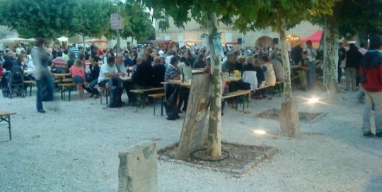 Marché gourmand in Blasimon